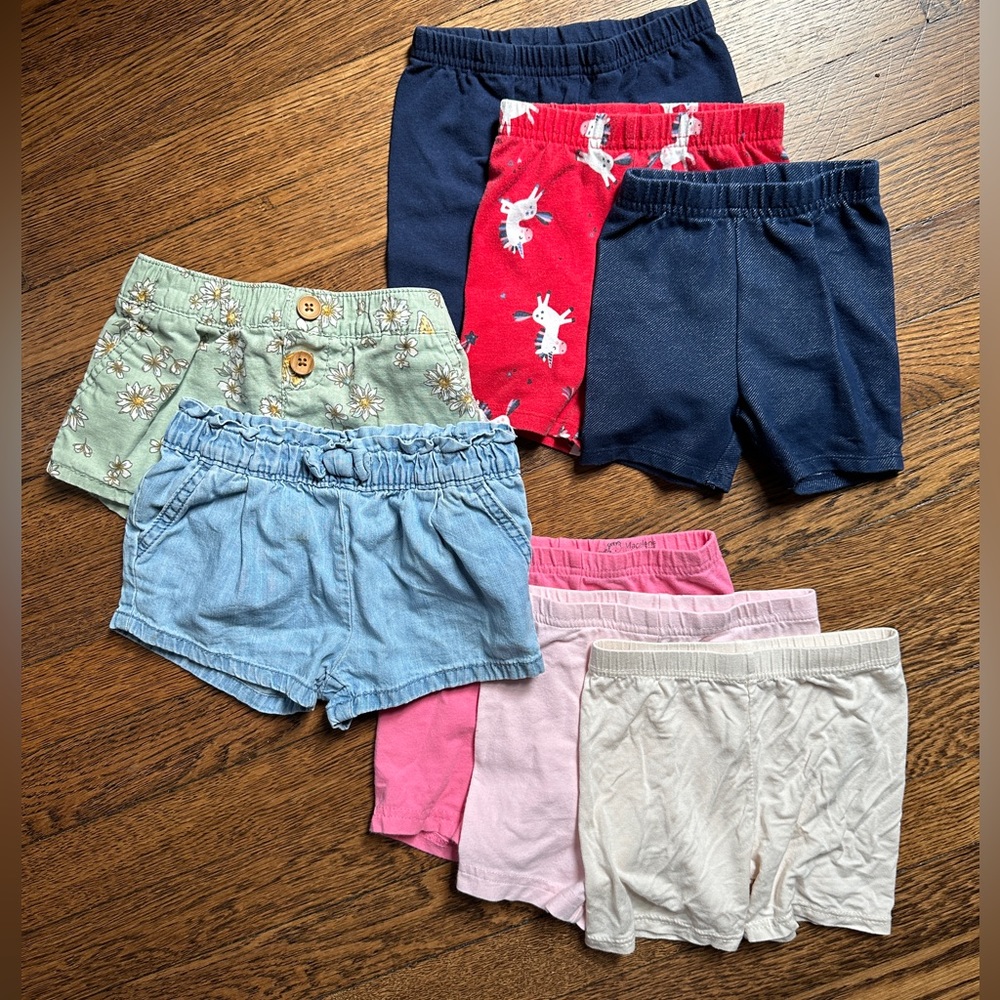 Lot of girls summer shorts and biker shorts (18mos)